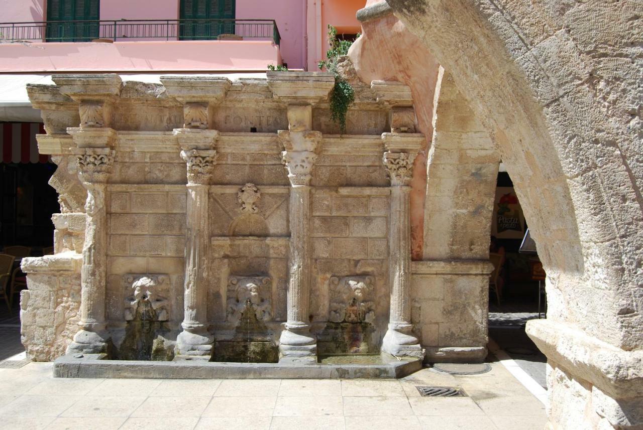 Myron Suite Old Town ريثيمنو المظهر الخارجي الصورة